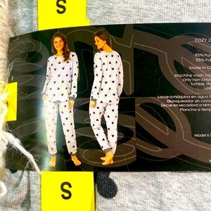 Mickey Cozy two piece pajama set